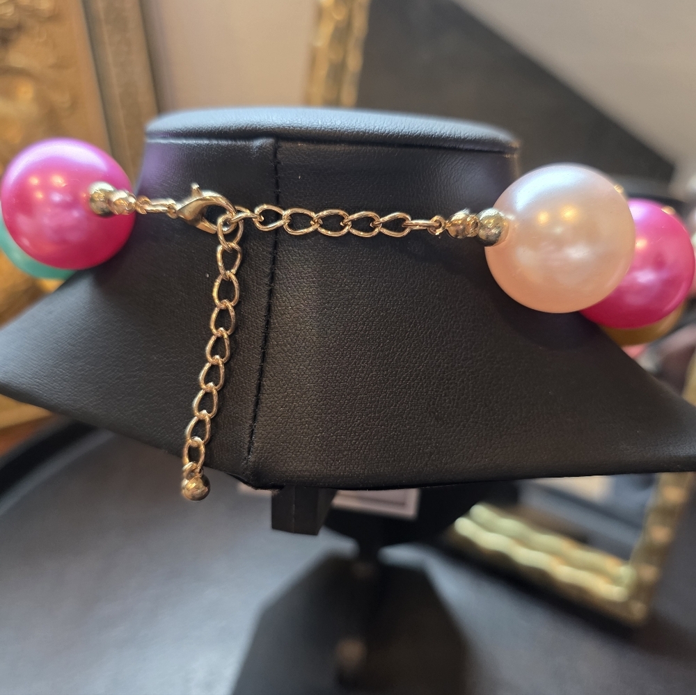 Chunky Large Faux Pearl Multicolor Necklace - Picture 2 of 2